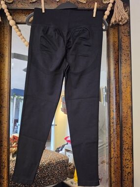 HALARA Black High-Waist Sculpting Leggings